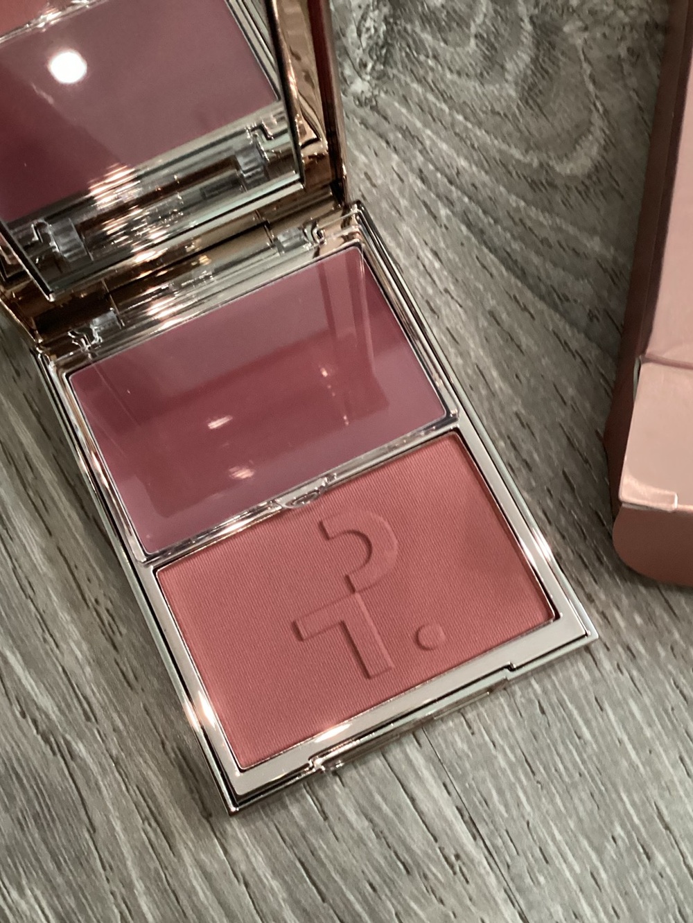 New PATRICK TA Major Headlines Double-Take Crème & Powder Blush Duo She Goes Gym